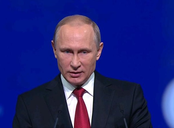 Президент России Владимир Путин заявил о поддержке программы реновации в столице. Фото: скриншот