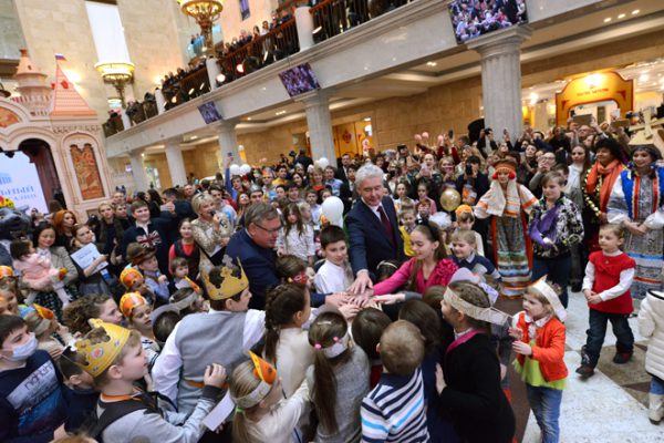 Мэр Москвы высоко оценил реставрацию “Детского мира” на Лубянке