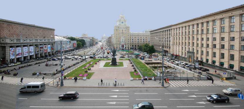 Благоустройство Триумфальной площади в рамках проекта «Моя улица» завершится ко Дню города