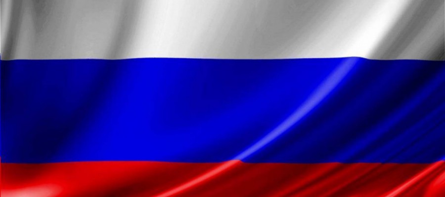 3000 партийцев споют гимн России в День флага РФ