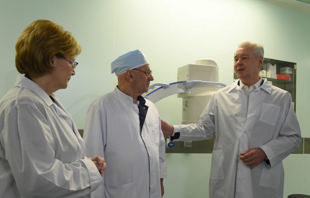 Число операций в больницах Москвы увеличено почти на треть за 6 лет