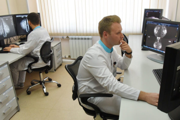 Почетный статус «московский врач» имеют более 1000 специалистов