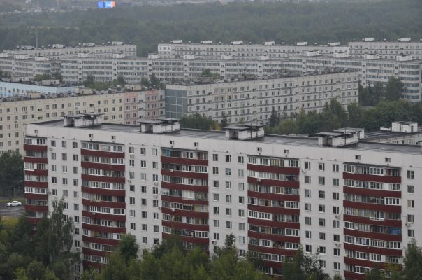 Получить справку о правах на жилье москвичи могут теперь за 30 минут