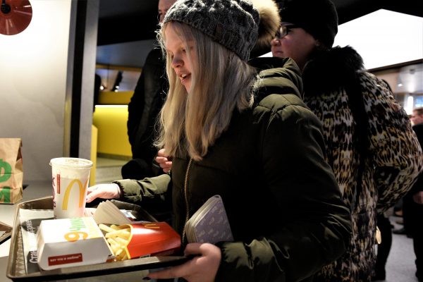 Работа ресторанов McDonald’s в РФ может возобновится уже через полтора месяца