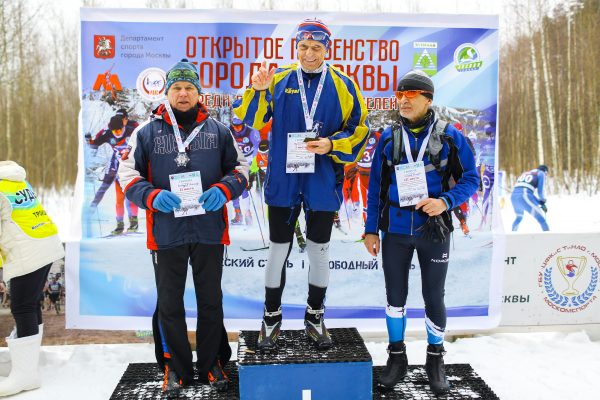 14 и 15 января на базе “Лесной” проходило Открытое первенство города Москвы среди лыжников-любителей от 18 лет.