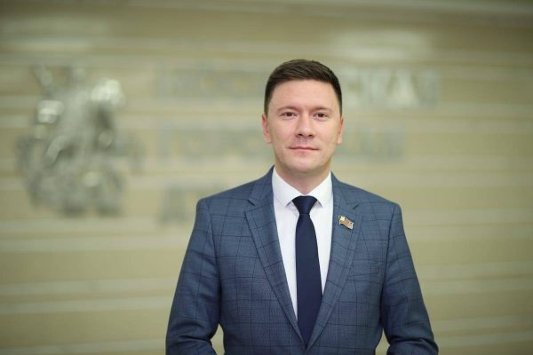 Александр Козлов: Объекты образования в Кленовском и Щербинке будут возведены до конца года